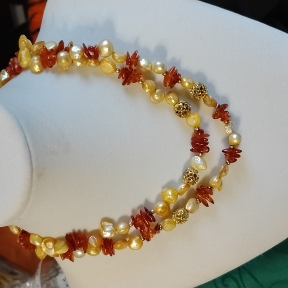 🎃Hand Crafted double strand Keshi Pearls And Amber Beaded Necklace🎃